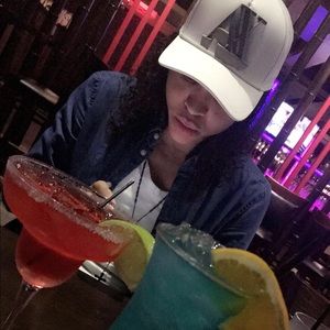 Meet your Posher, Aries